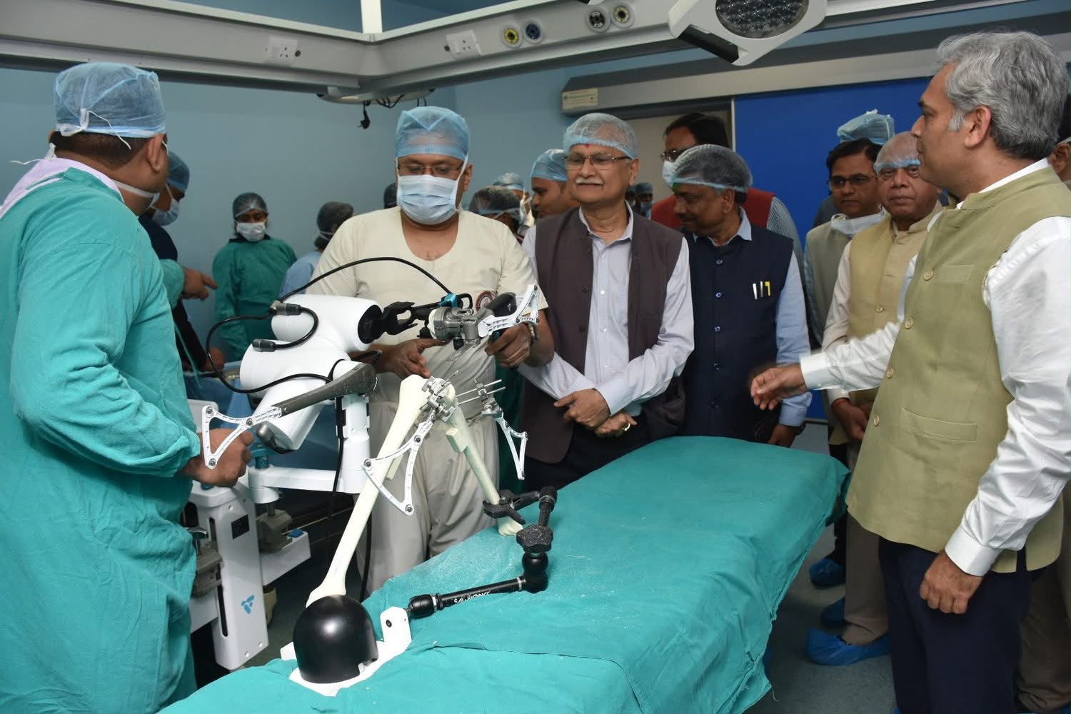 ROBOTIC SURGERY